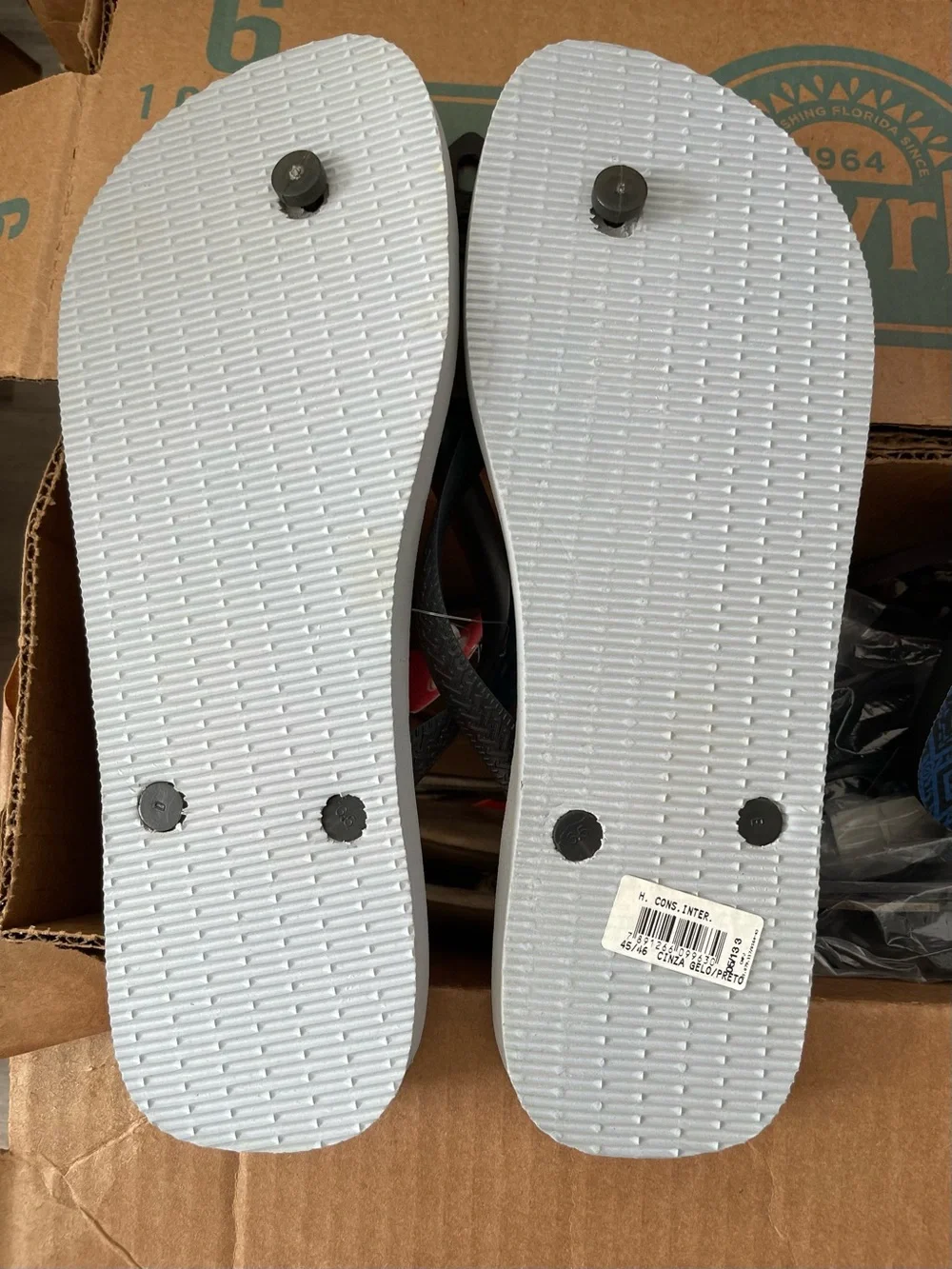 Mens Havaianas Mens Flip Flops Blue/Black/Gray Fish Size 13 NEW WITH TAGS
